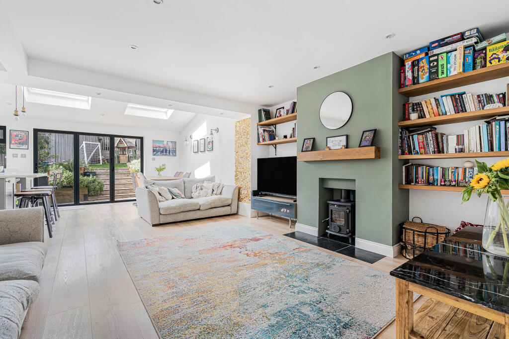 House in Hemel Hempstead - View 2