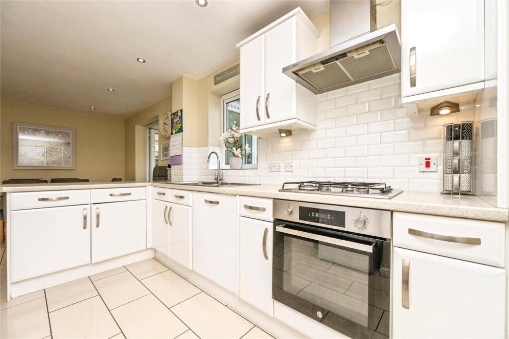 Leylands Way, Warwick, CV34 photo 4