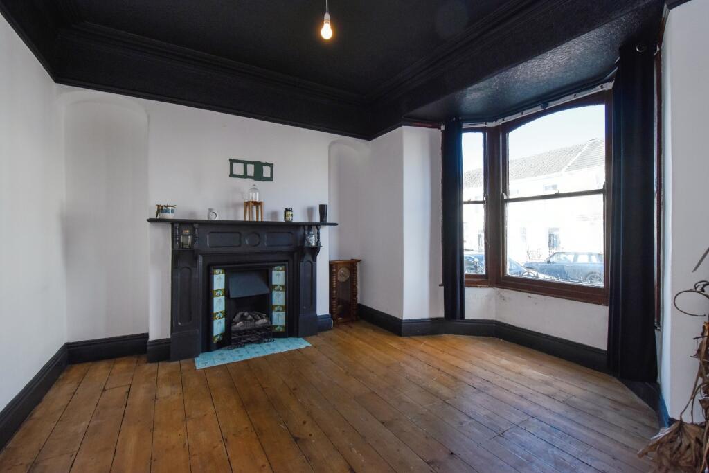 House in Llanelli - View 4