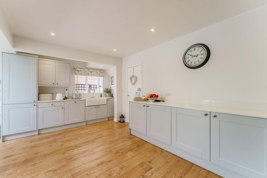 House in York - View 5