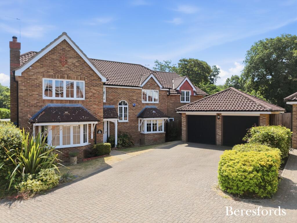 Main image of property: Lodge Close, Hutton, CM13