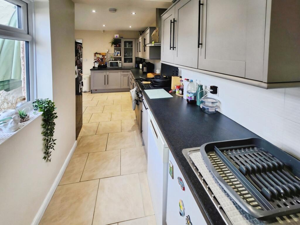 House in Nuneaton and Bedworth, Weddington - View 4