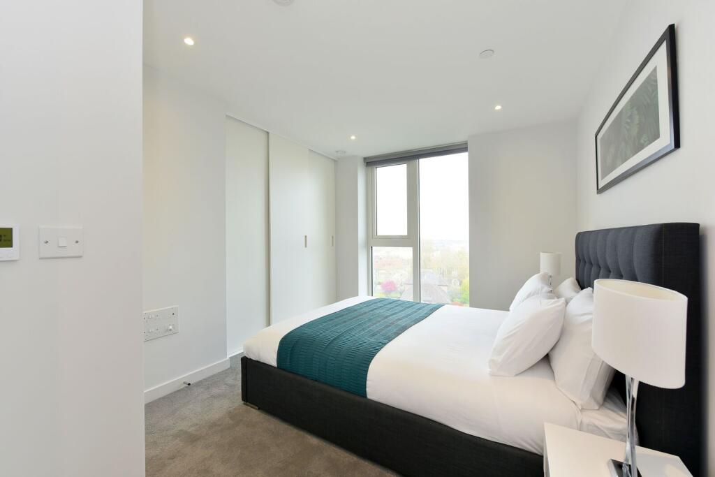 Apartment in London - View 4