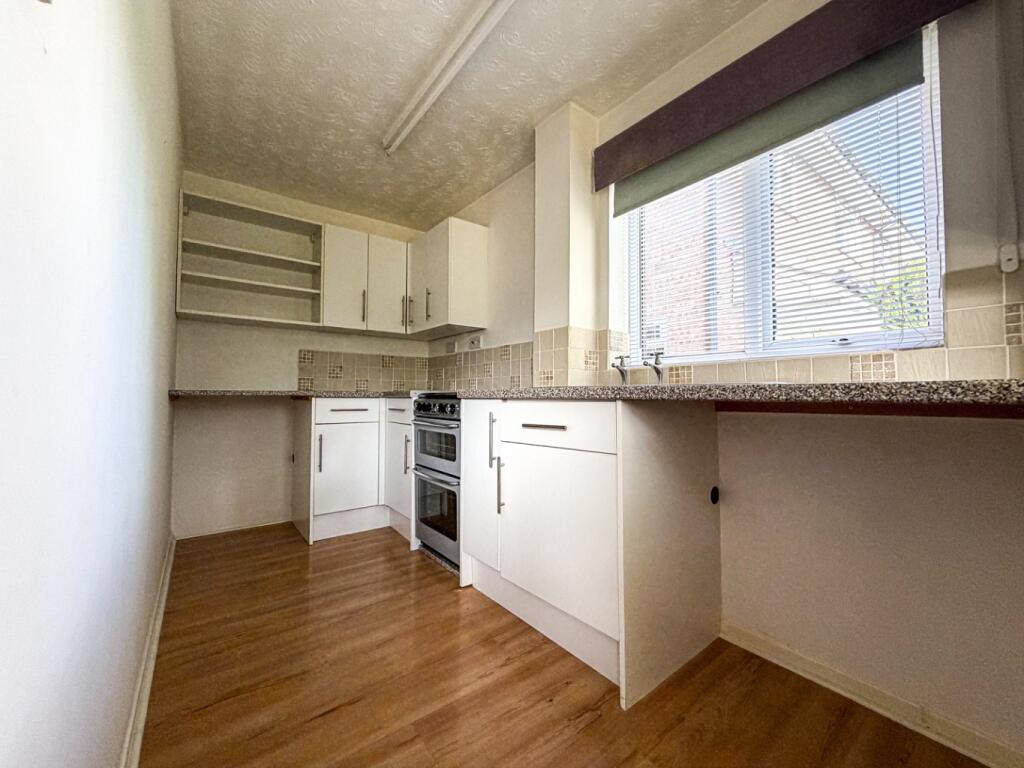House in Taunton - View 5