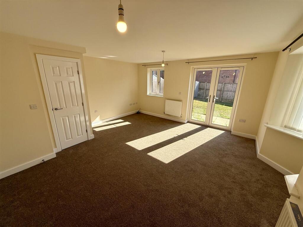 House in Nottingham - More