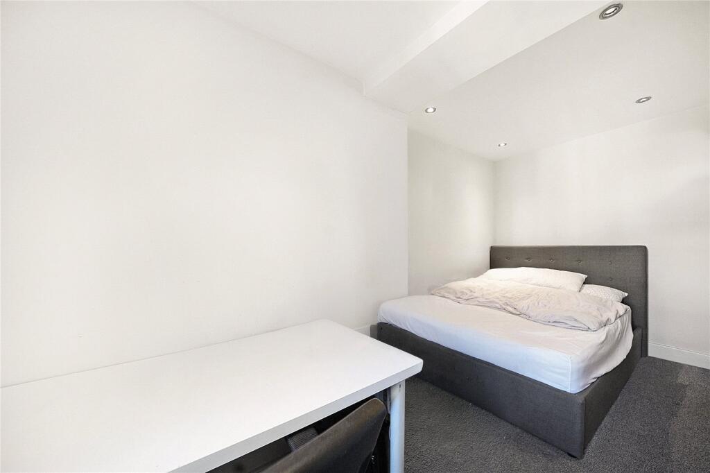 Apartment in London, Pentonville, Barnsbury - View 3