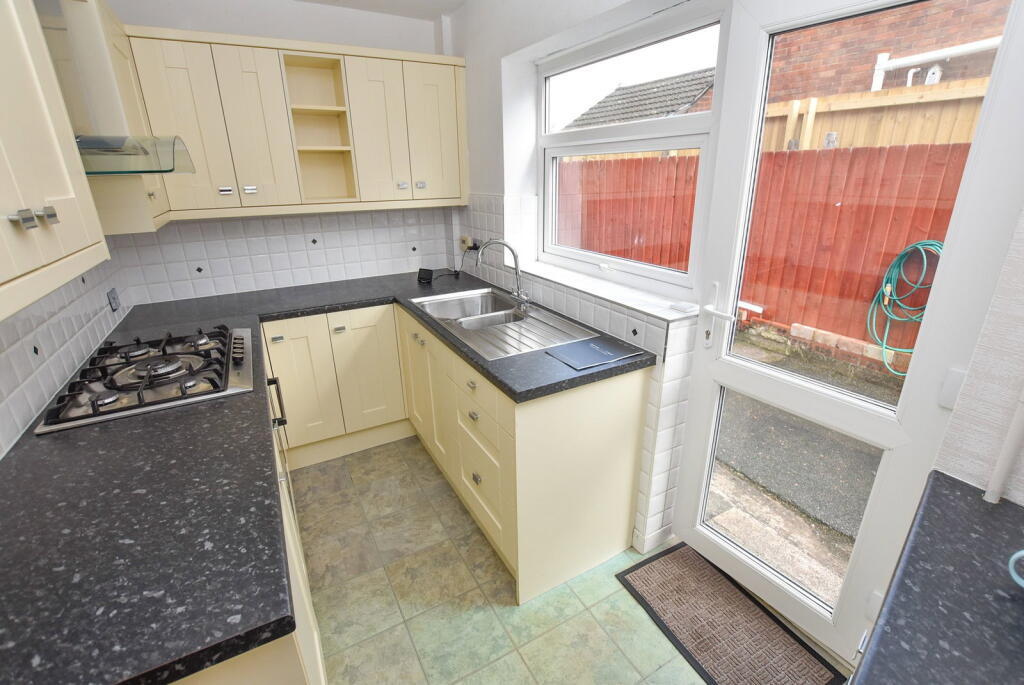 House in Wirral, Liverpool City Region - View 3