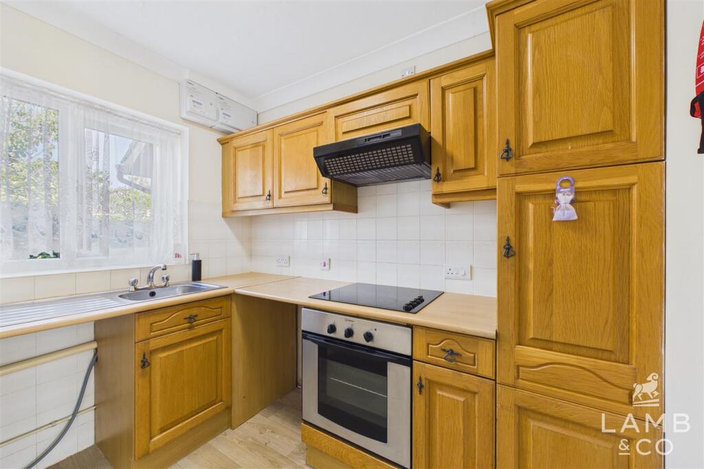 Apartment in Colchester - View 4