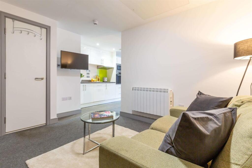 Apartment in Leeds - View 4