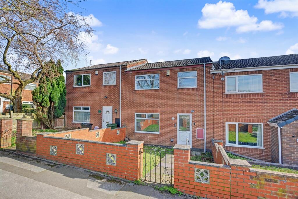 Main image of property: Lindisfarne Gardens, Nottingham