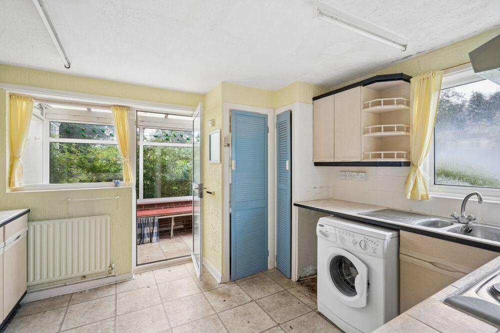 Bradley Road, Nuffield, Henley-on-thames, RG9 5SG - View 5