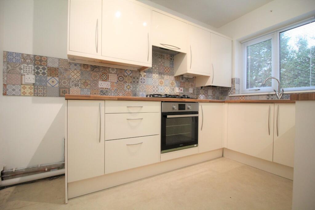 Apartment in Thanet, Upton, Broadstairs and St Peters - View 2
