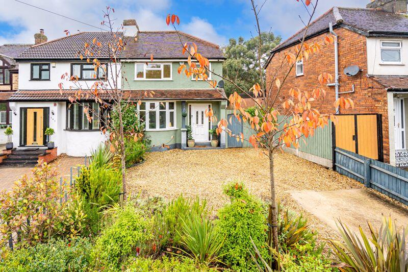 3-bed semi-detached on Aldersley Road, Aldersley, Wolverhampton, £295,000