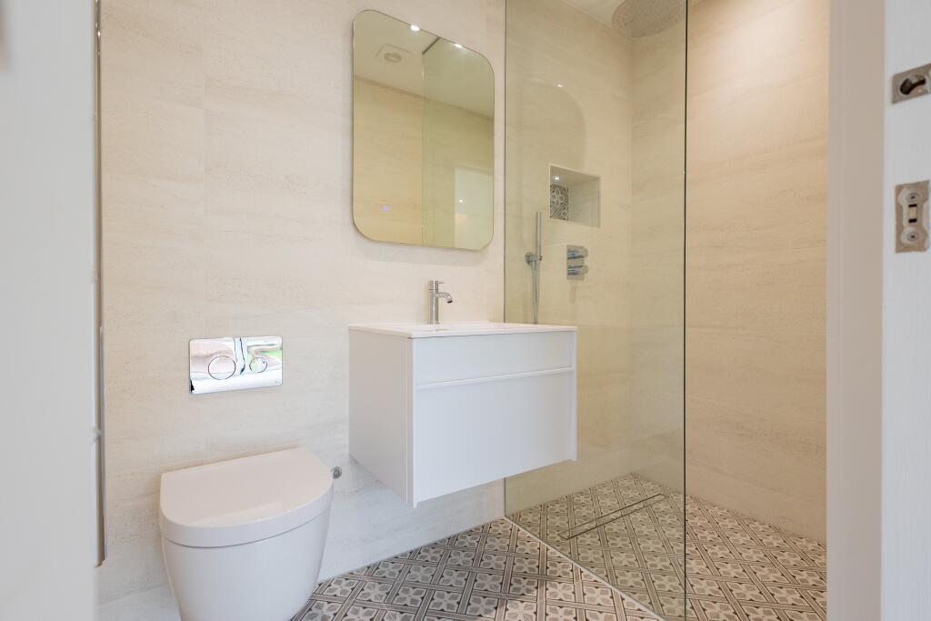 Additional image 21 of 302 Sandbanks Road, Lilliput, Poole