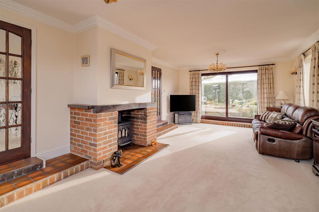 House in Shrewsbury, Bomere Heath and District - More