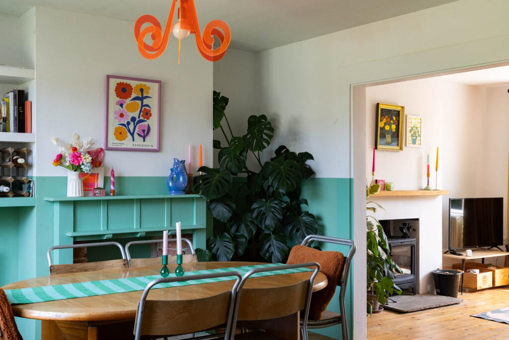 House in Frome, Packsaddle - More