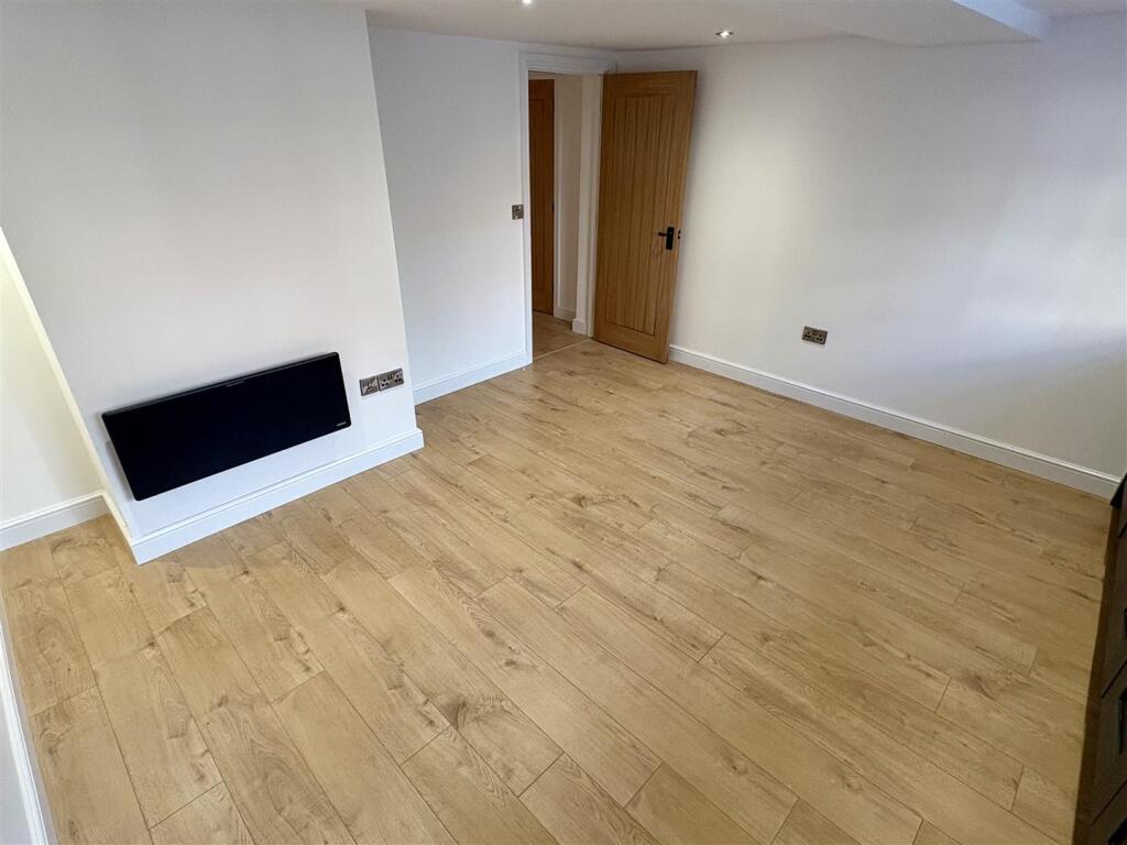 Apartment in Lincoln - View 2
