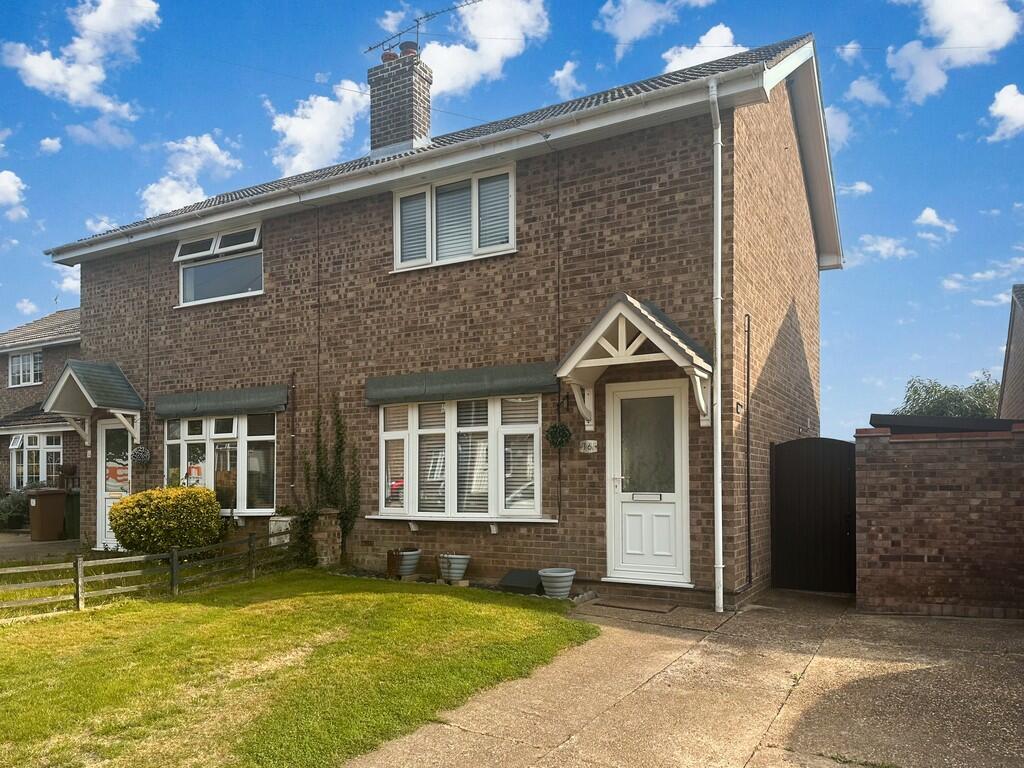 3-bed semi-detached on Provan Crescent, Belton, £200,000