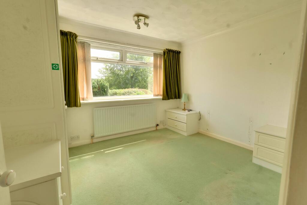 House in Clanfield - View 4