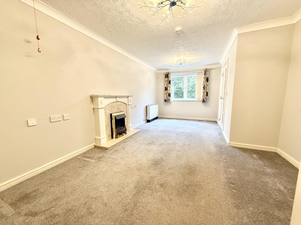 Apartment in Bournemouth - View 2