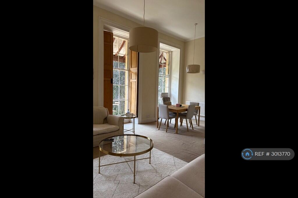 Apartment in Bristol - More