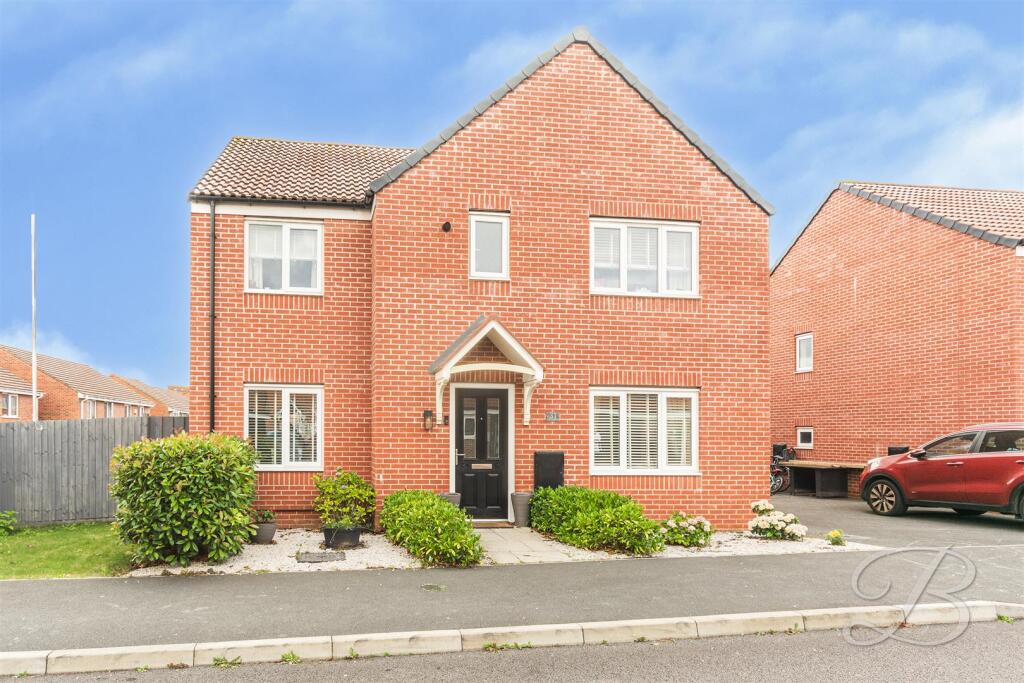 5-bed detached on First Oak Drive, Clipstone Village, Mansfield, £320,000