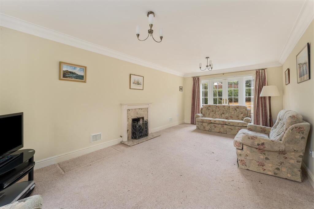 House in Aynho, West Northamptonshire - More