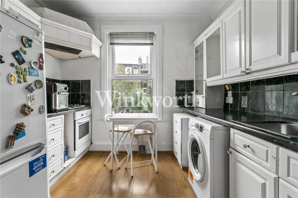 Apartment in London - View 4