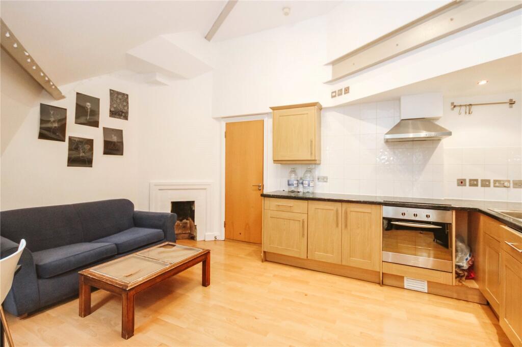 Main image of property: Baldwin Chambers, 1-5 Baldwin Street, City Centre, Bristol, BS1