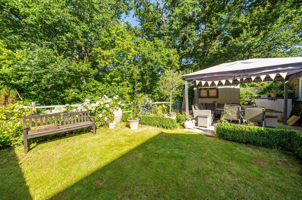 Heathfield Road, Keston, Kent, BR2 photo 4