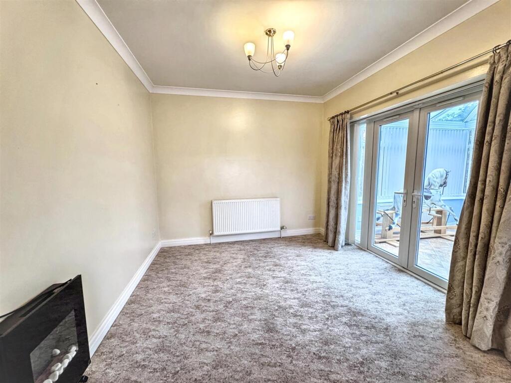 House in Bradford, Wilsden Hill, Wilsden - More