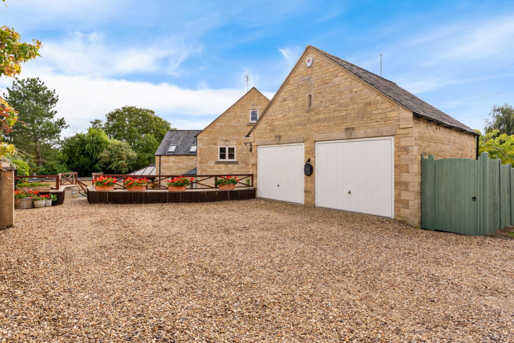 House in Peterborough - View 4