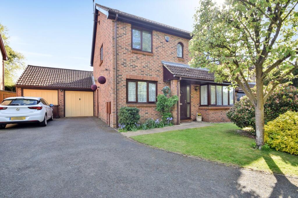 Main image of property: Roman Close, Blue Bell Hill, Chatham, ME5