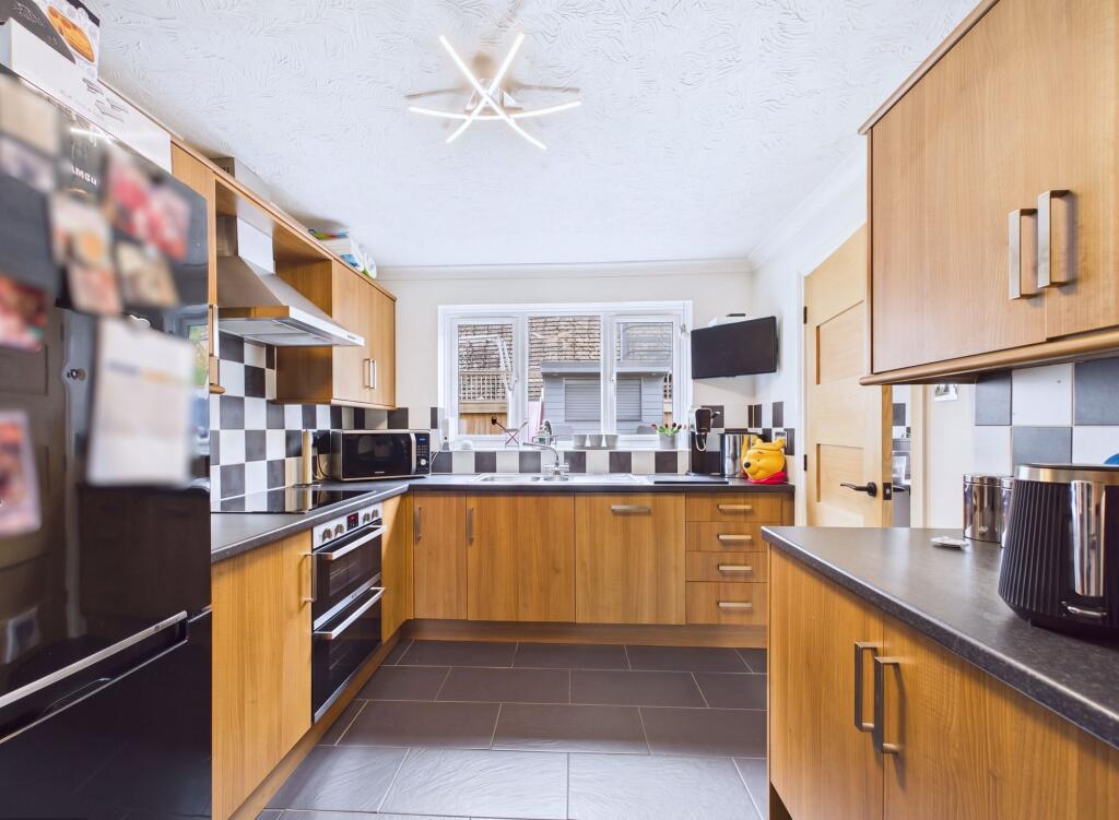 House in Teignbridge, Newton Abbot - View 5