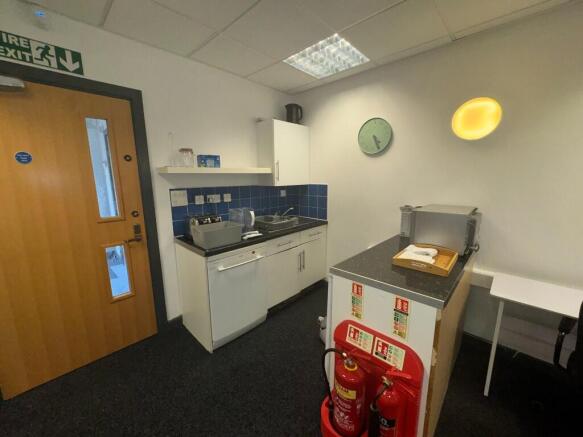 KITCHENETTE