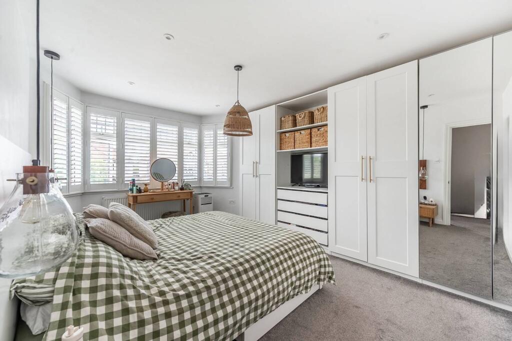 Main image of property: Green Lane, Edgware, HA8