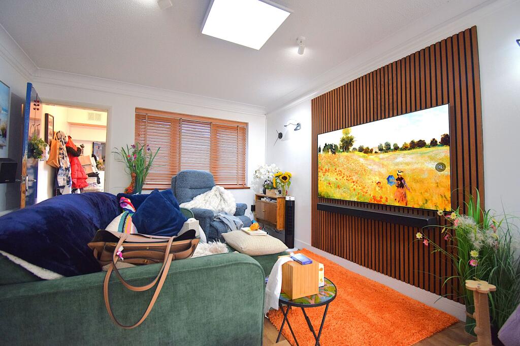 House in Northampton - View 3