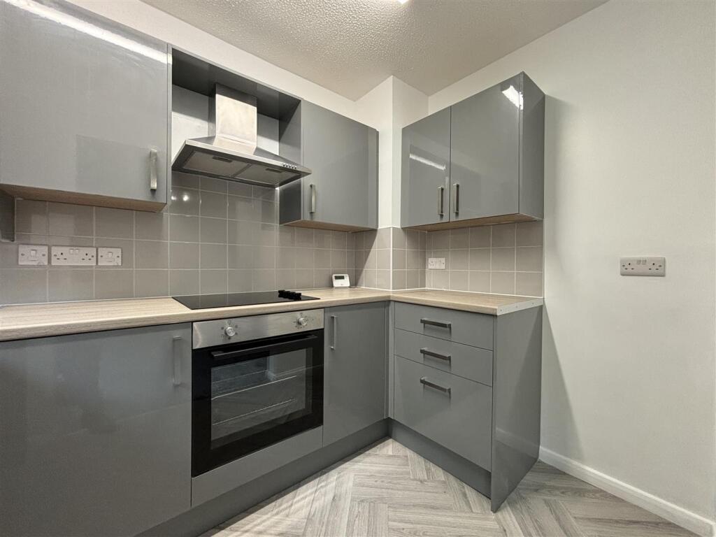 Main image of property: Sugar Hill Close, Oulton, LS26 8EW