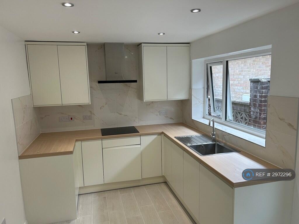 Main image of property: Anzac Close, Peacehaven, BN10