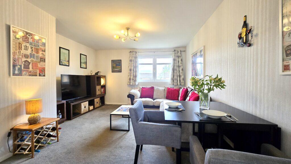 Apartment in Glasgow - View 2