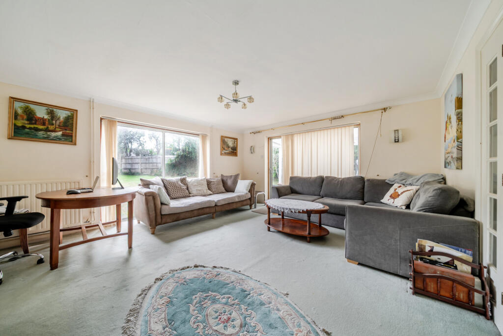 House in Waverley, Cranleigh - View 3