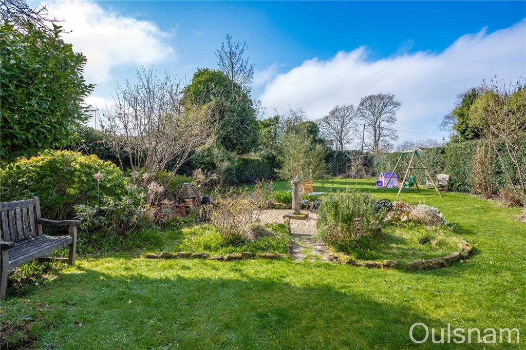 Additional image 32 of South Crescent, Bromsgrove, Worcestershire, B60