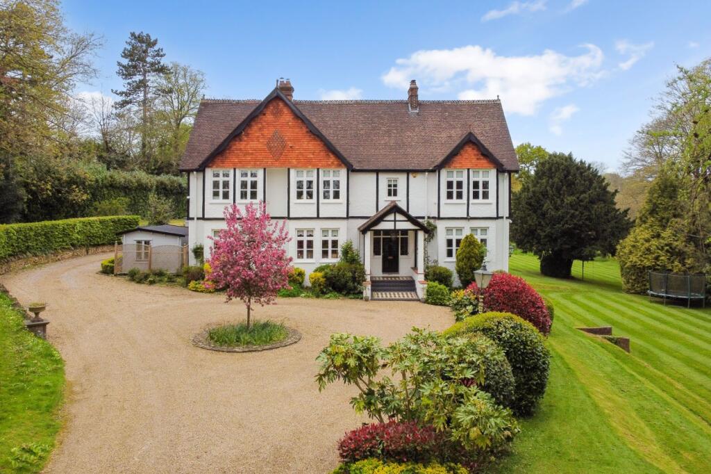 Main image of property: Langley Road, Chipperfield, Kings Langley, Hertfordshire, WD4