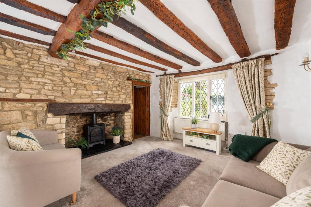 Main Road, Biddenham, Bedfordshire, MK40 photo 4