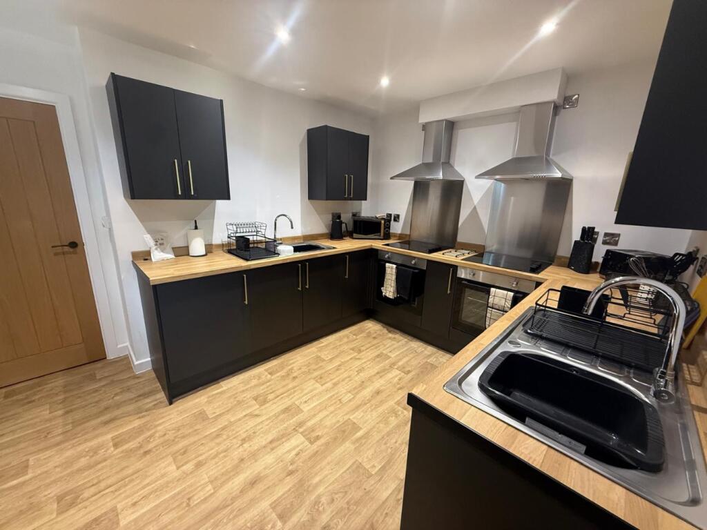Main image of property: Victoria Road, Nottingham, Sandiacre, NG10