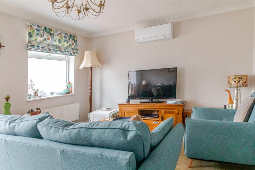 House in Salisbury, Stapleford - More