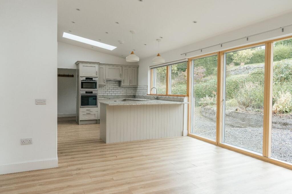 House in Edinburgh, The Scottish Borders - View 4