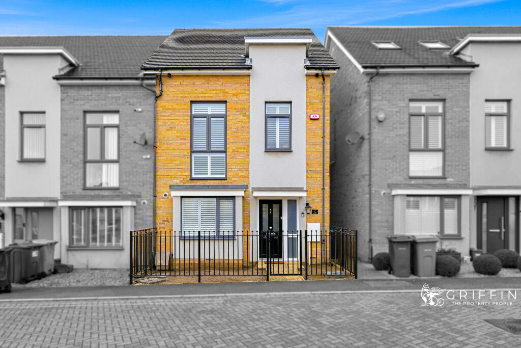 Main image of property: Courts Way, Aveley, South Ockendon, RM15