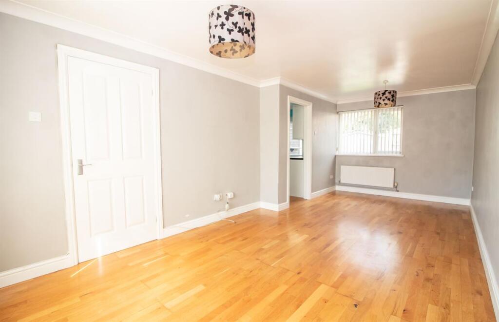House in Waterlooville, Purbrook - View 2