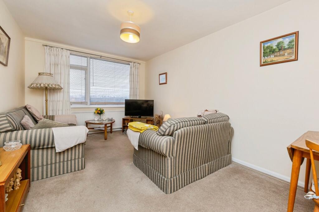 Minster Court, Durham, DH1 photo 2